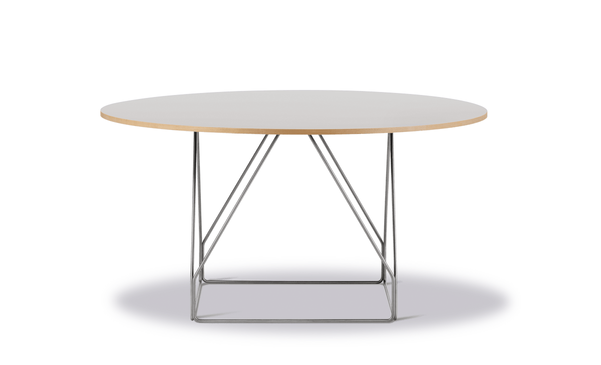 Fredericia JG Table Ø140 cm. Velg understell og bordplate