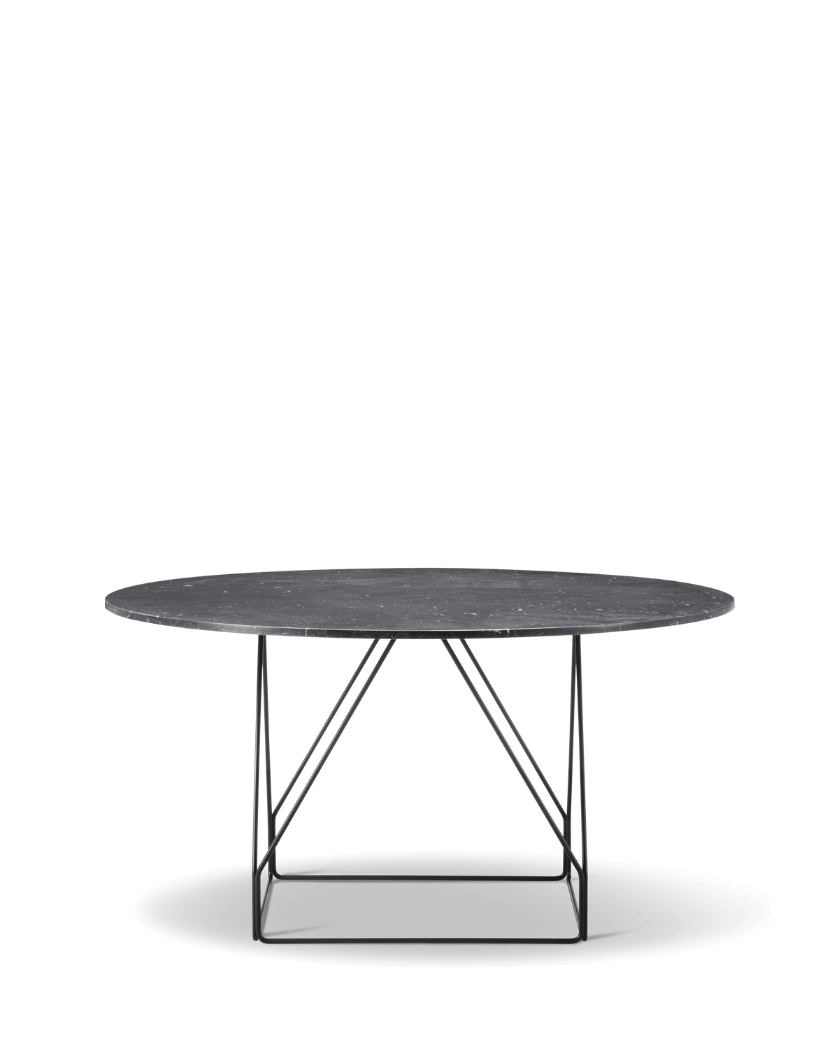 Fredericia JG Table Ø140 cm. Velg understell og bordplate.