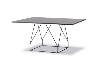 Fredericia JG Table 140 × 140 cm. Velg understell og bordplate