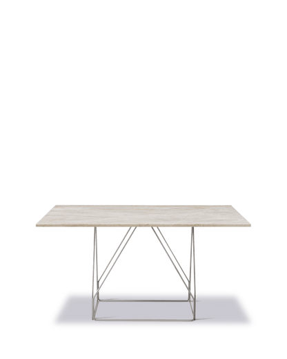 Fredericia JG Table 140 × 140 cm. Velg understell og bordplate.