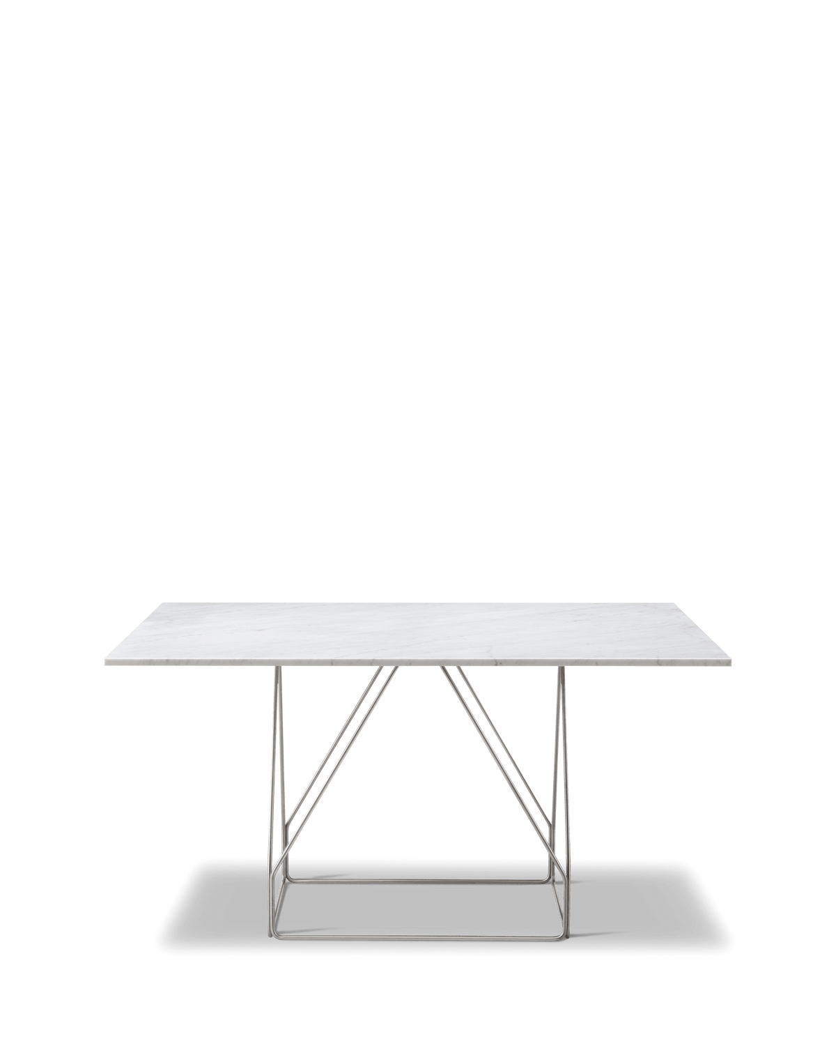 Fredericia JG Table 140 × 140 cm. Velg understell og bordplate.
