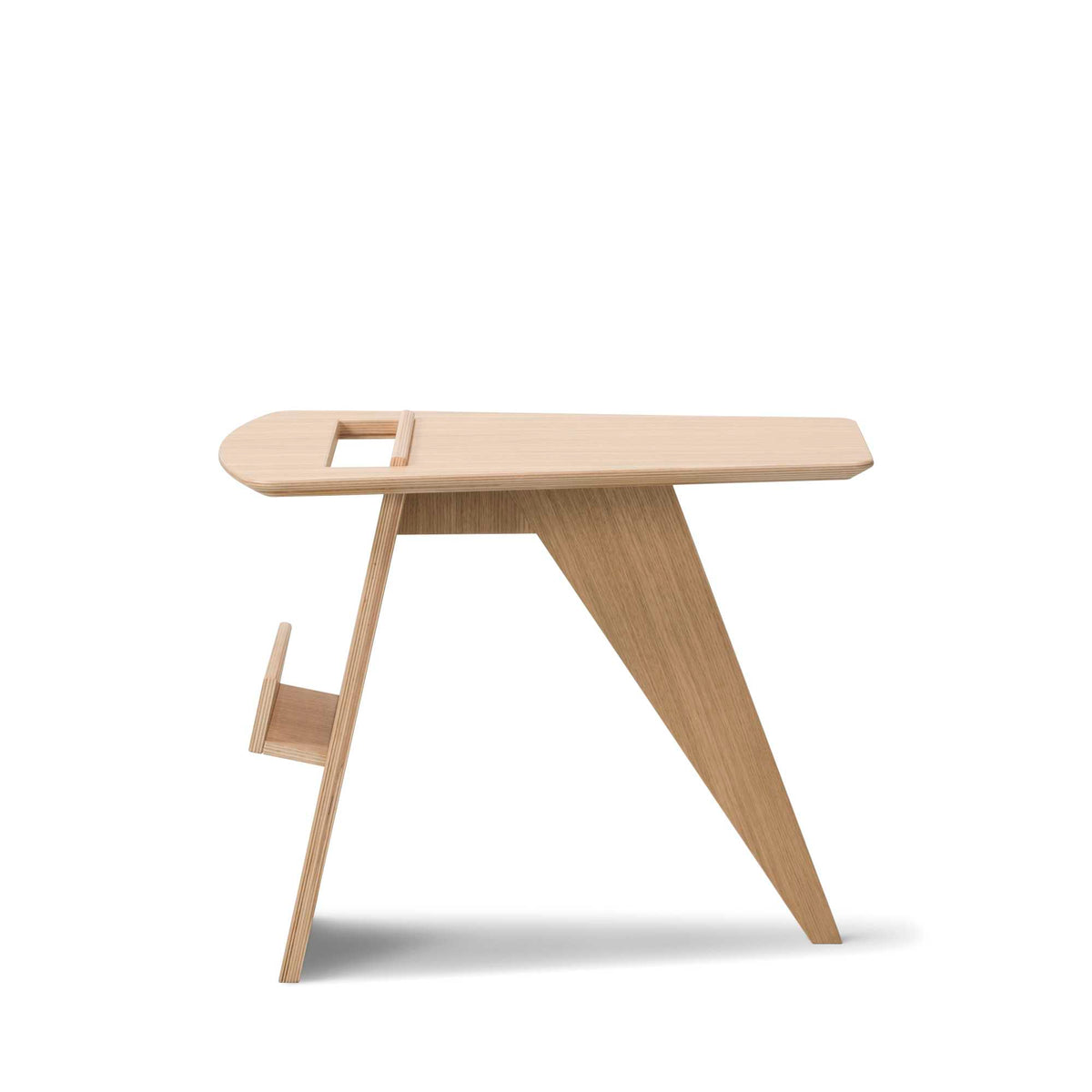 Fredericia Magazine Table sidebord. Velg treverk
