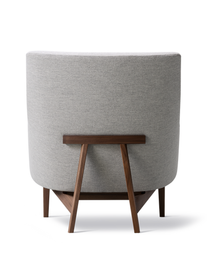Fredericia A-Chair trestell. Velg tekstil og treverk