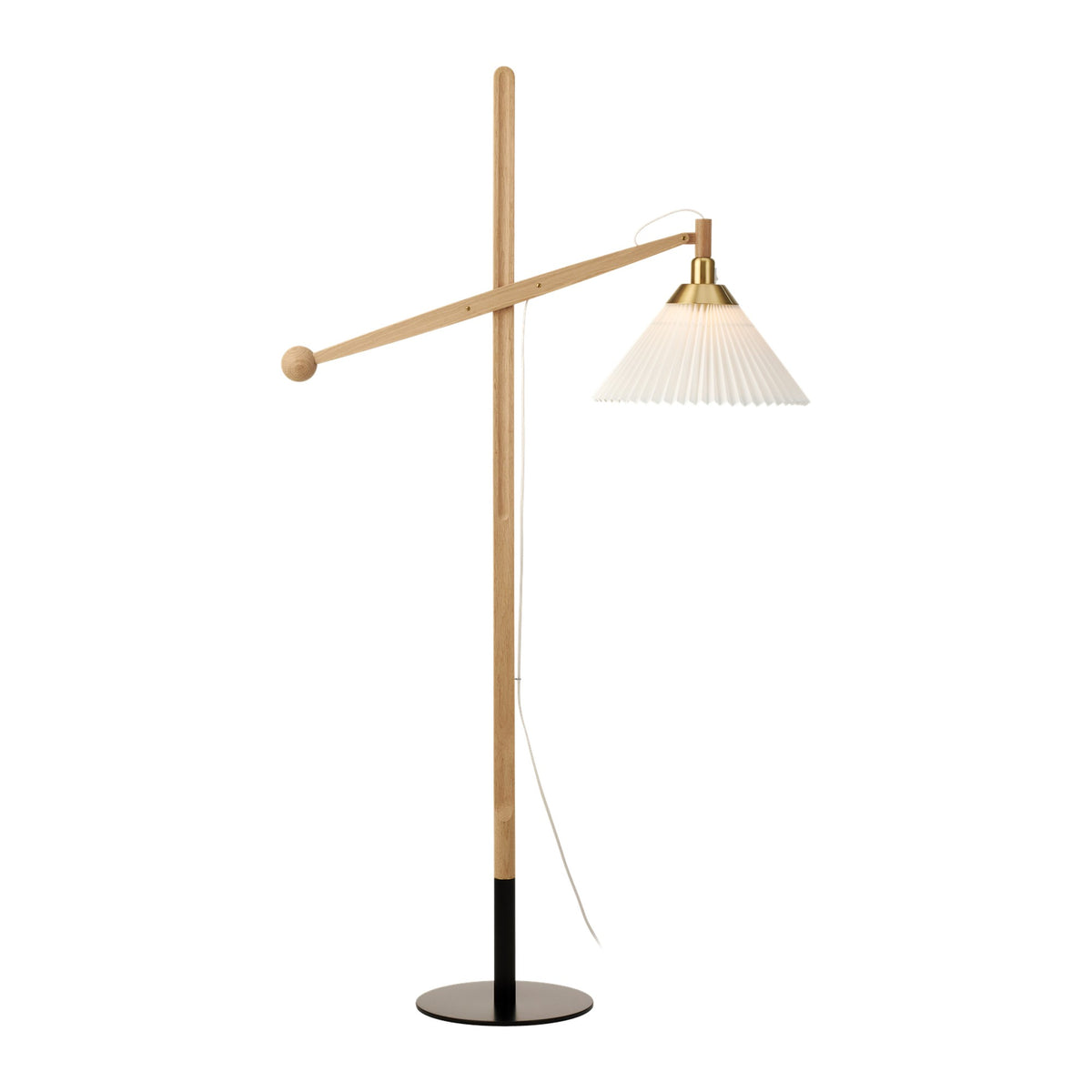 LE KLINT Modell 325 gulvlampe H150 cm, lys eik
