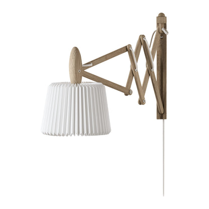 LE KLINT Sax 223 vegglampe, kort arm, Snowdrop-skjerm