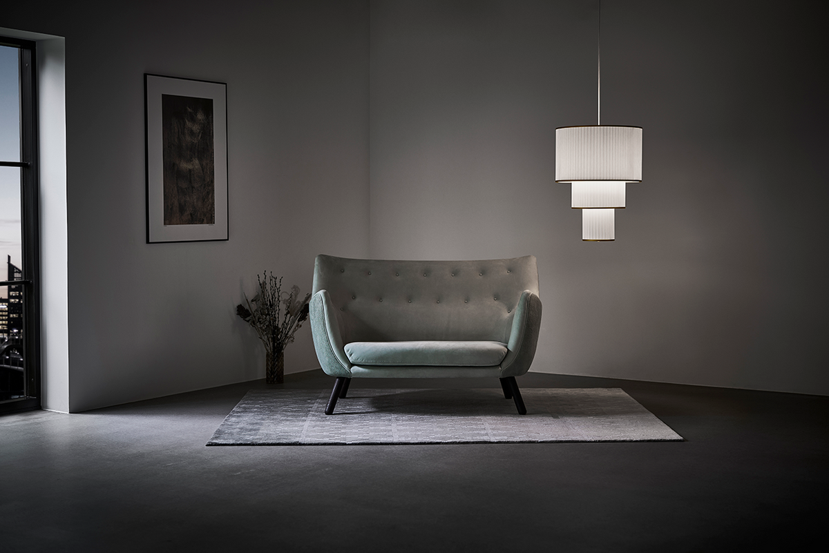 LE KLINT Modell 112 Plivello pendel Ø48 × H64 cm i interiør