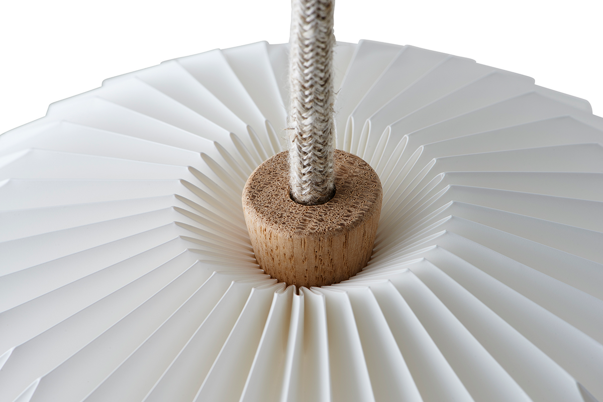 LE KLINT Modell 130 Bouquet 1 pendel – detalj