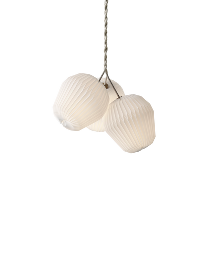 LE KLINT Modell 130 Bouquet 3 lysekrone – Large – Ø55 × H50 × L250 cm, Standard (plastfolie)