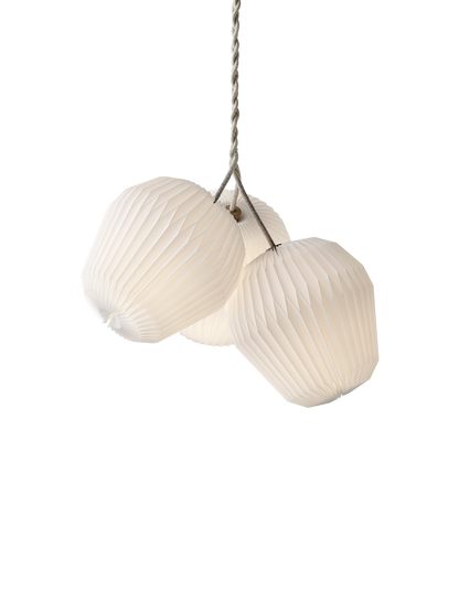 LE KLINT Modell 130 Bouquet 3 lysekrone – X-Large – Ø80 × H80 × L250 cm, Standard (plastfolie)