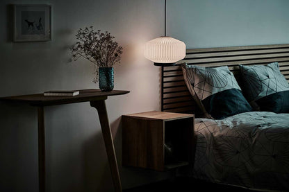 LE KLINT Modell 186 Shibui pendel i interiør