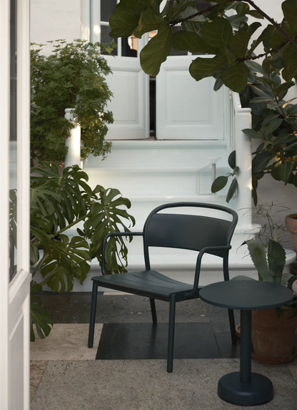 Muuto Linear Steel loungestol ute. Velg farge