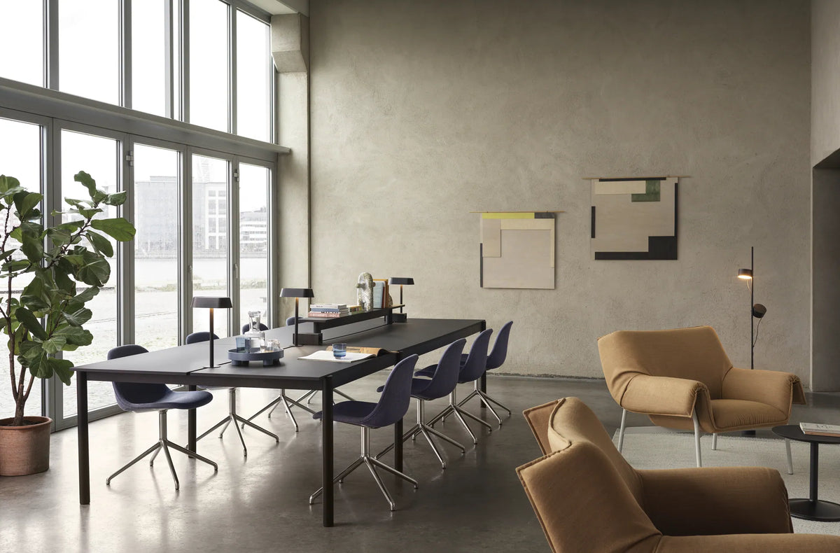 Muuto Linear System brett. Velg størrelse og farge