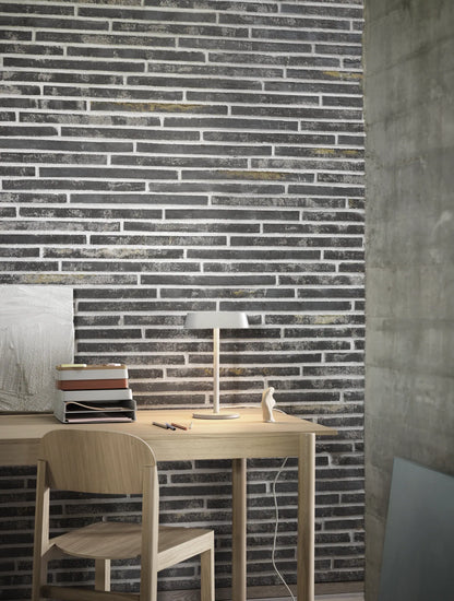Muuto Linear bordlampe. Black