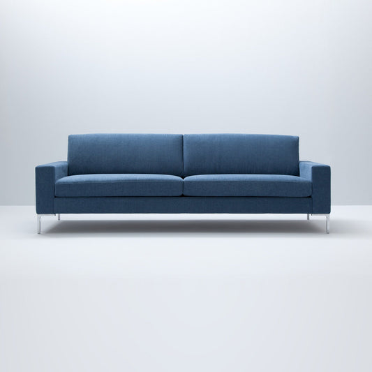 LK Hjelle Arena loveseat 98. Velg tekstil og armbredde.