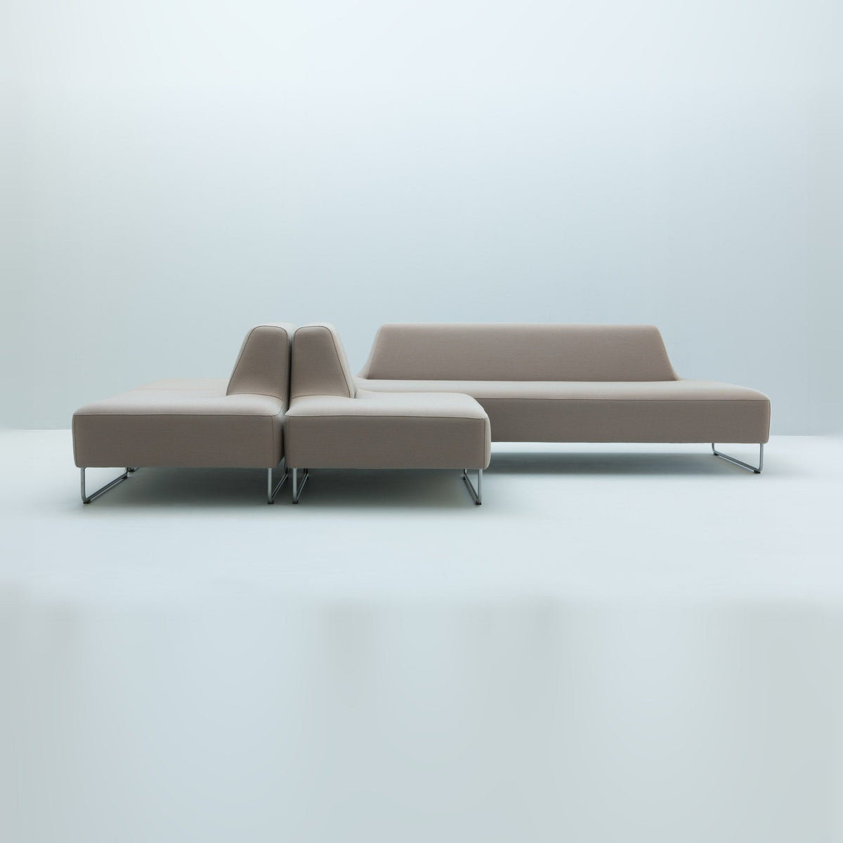LK Hjelle Ugo modulsofa Combo 6 (L 454 x D 164 cm). Velg tekstil.