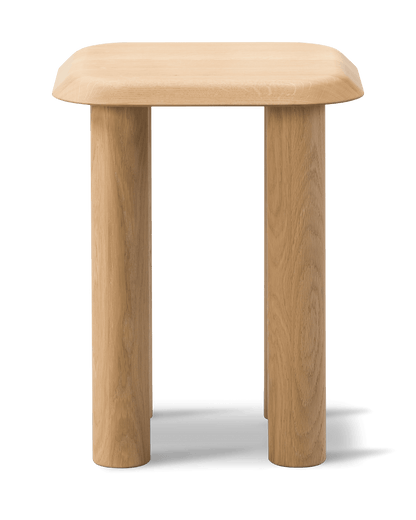 Fredericia Islets Side Table 40 × 40 cm. Velg treverk.
