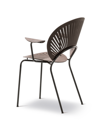 Fredericia Trinidad Armchair tresete. Velg understell og treverk