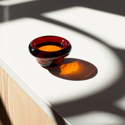 Nedre Foss Sirkel Dark Maple Syrup i sollys