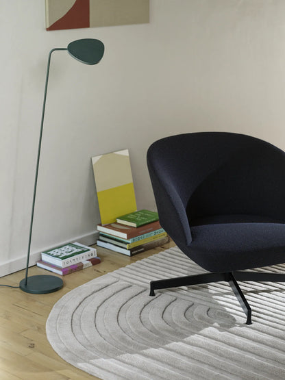 Muuto Leaf gulvlampe. Velg farge