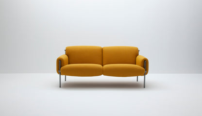LK Hjelle Ami sofa 2-seter. Velg tekstil og benramme