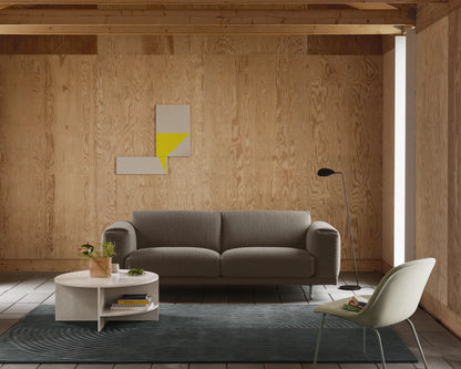 Muuto Fiber Soft Lounge Chair polstret loungestol med rørunderstell. Velg tekstil