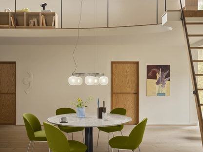 Muuto Rime lysekrone. Velg farge