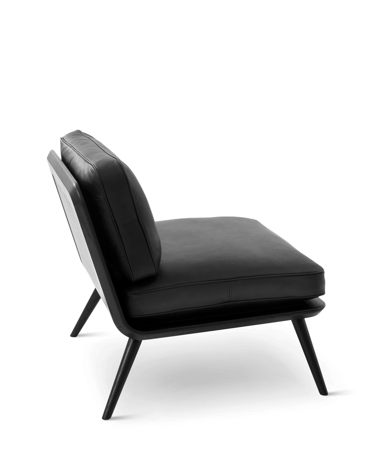 Fredericia Spine Lounge Chair lenestol. Velg tekstil og treverk