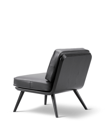 Fredericia Spine Lounge Chair Petit lenestol. Velg tekstil og treverk