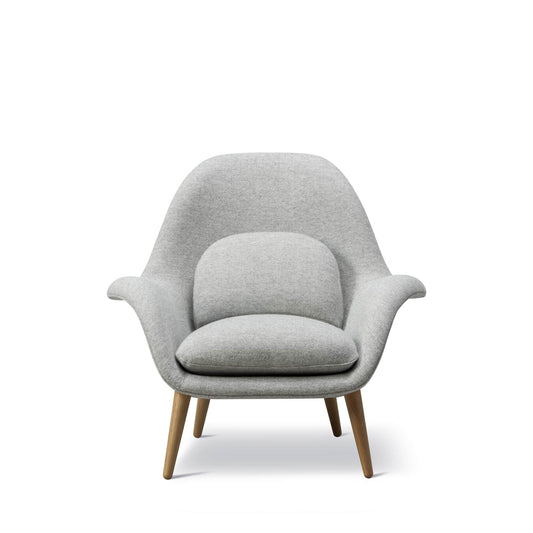 Fredericia Swoon Lounge Armchair trestell. Velg tekstil