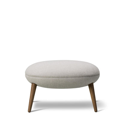 Fredericia Swoon Ottoman trestell. Velg tekstil