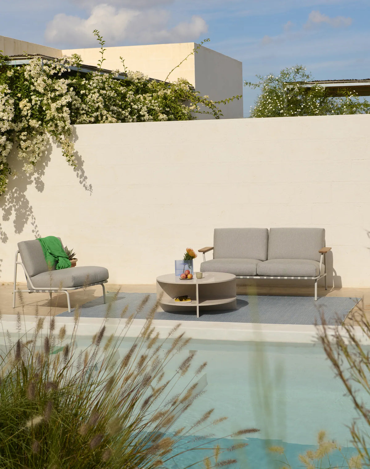 Muuto Halves sofabord i terrazzo. Velg farge