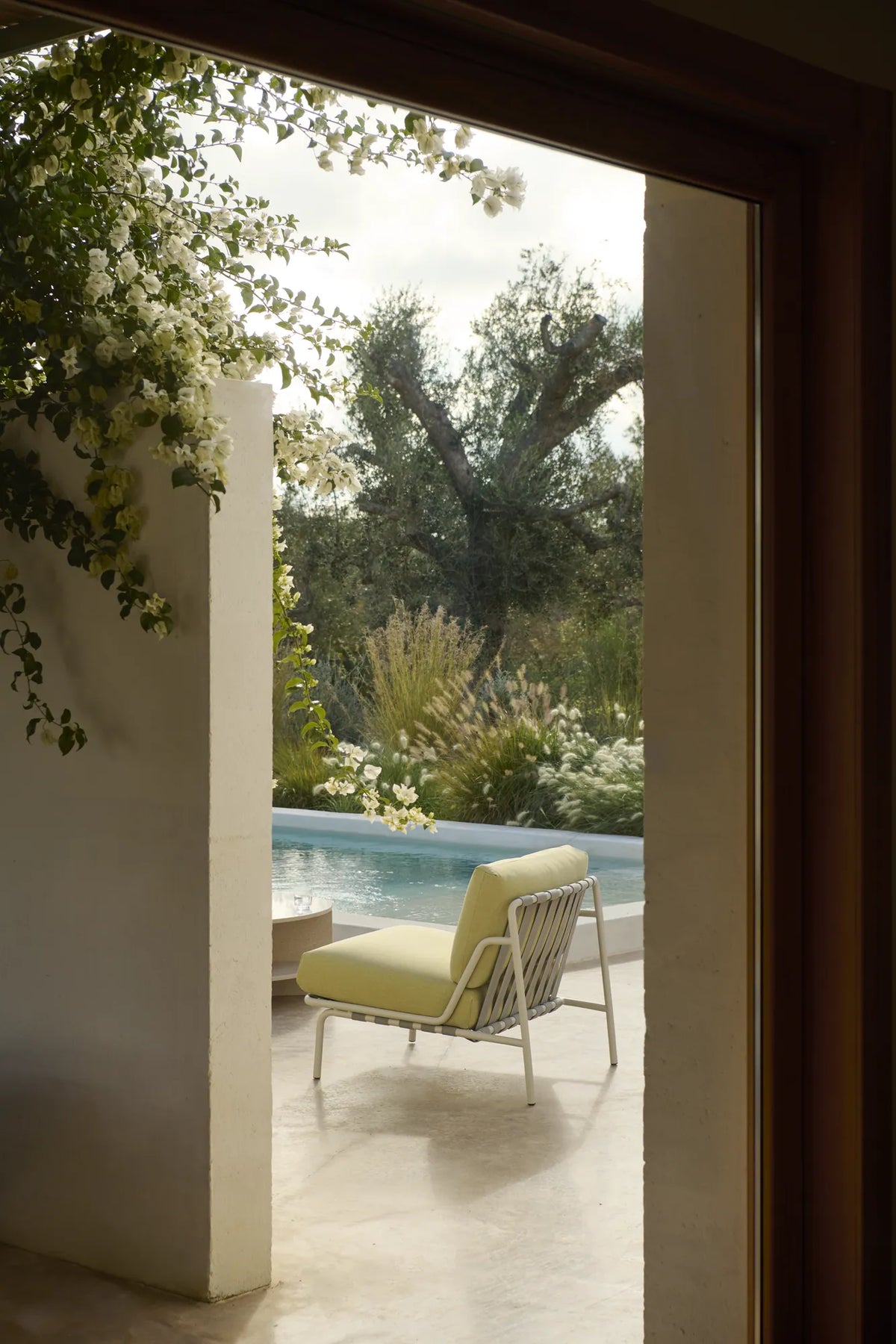 Muuto Halves sofabord i terrazzo. Velg farge