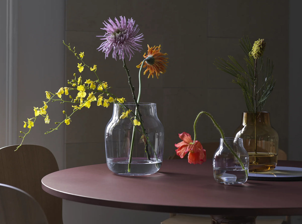 Muuto Silent vase. Velg størrelse og farge
