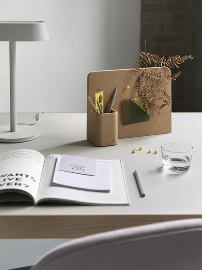 Muuto Story oppslagstavle i kork. Cork
