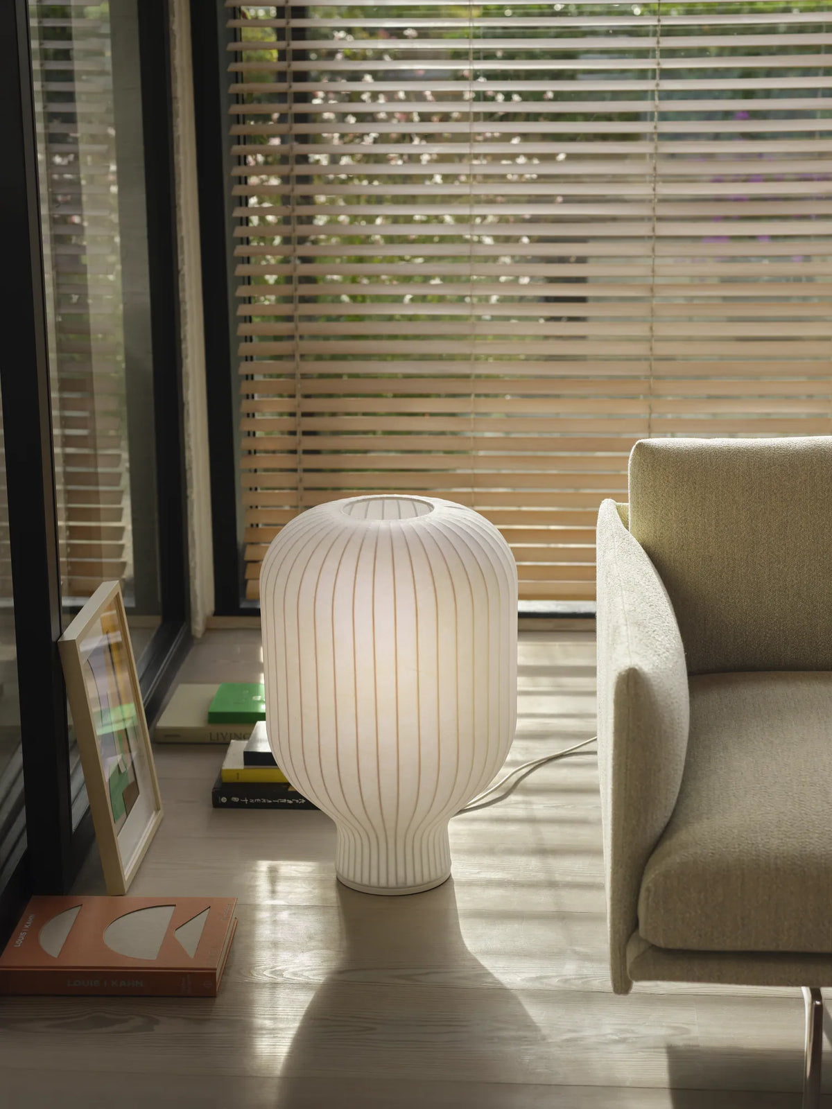 Muuto Strand bordlampe. Velg størrelse