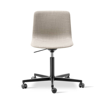 Fredericia Pato Office Chair fullpolstret. Velg tekstil