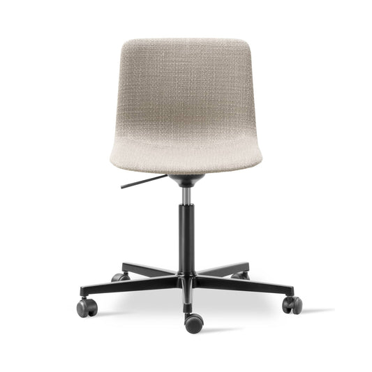 Fredericia Pato Office Chair fullpolstret. Velg tekstil