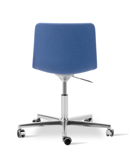 Fredericia Pato Office Chair fullpolstret. Velg tekstil