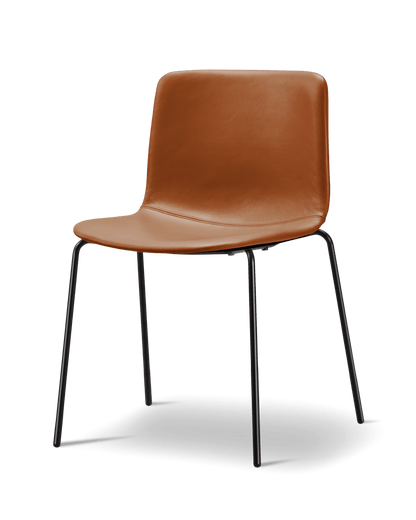 Fredericia Pato 4 Leg Chair fullpolstret. Velg tekstil