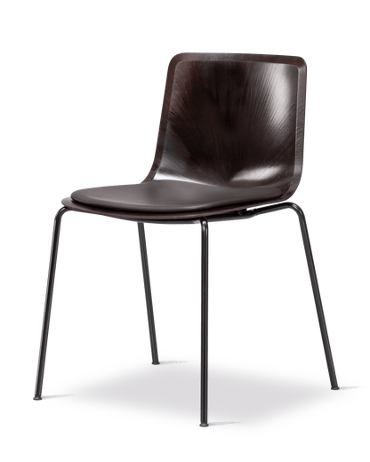 Fredericia Pato Paper 4 Leg Chair setepolstret. Velg tekstil og skall
