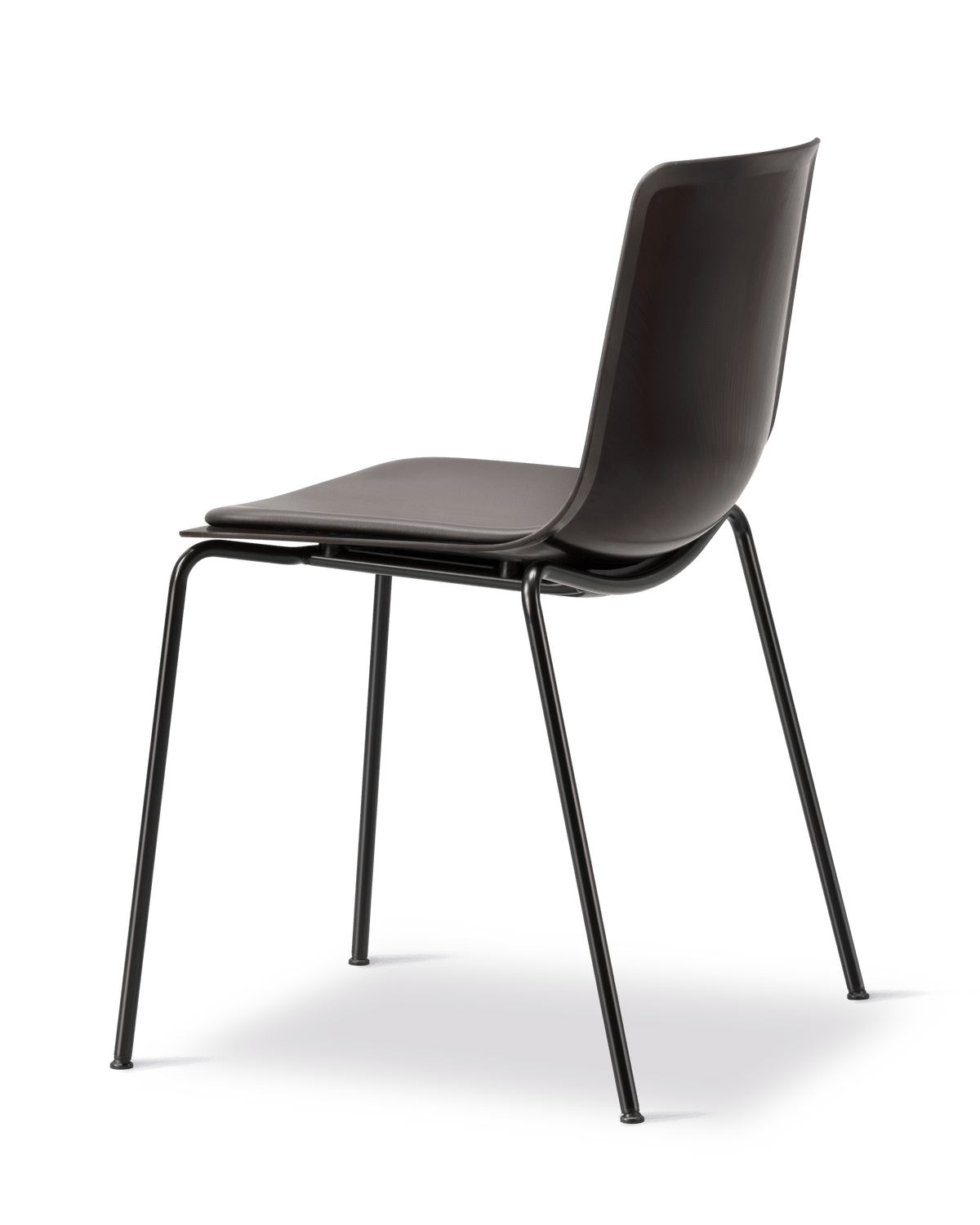 Fredericia Pato Paper 4 Leg Chair setepolstret. Velg tekstil og skall
