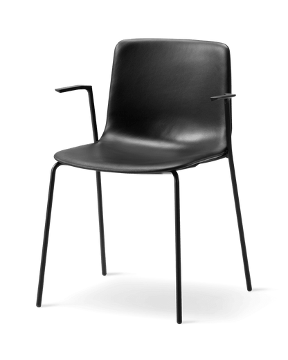 Fredericia Pato 4 Leg Armchair fullpolstret. Velg tekstil