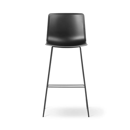 Fredericia Pato Sledge Barstool polypropylensete. Velg understell