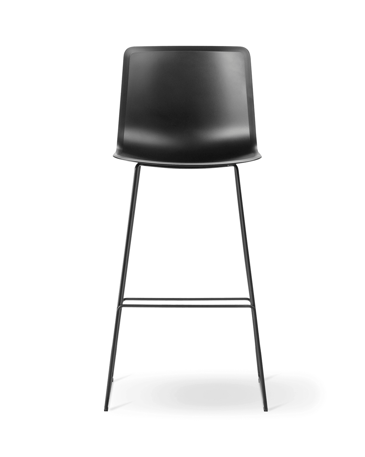 Fredericia Pato Sledge Barstool polypropylensete. Velg understell