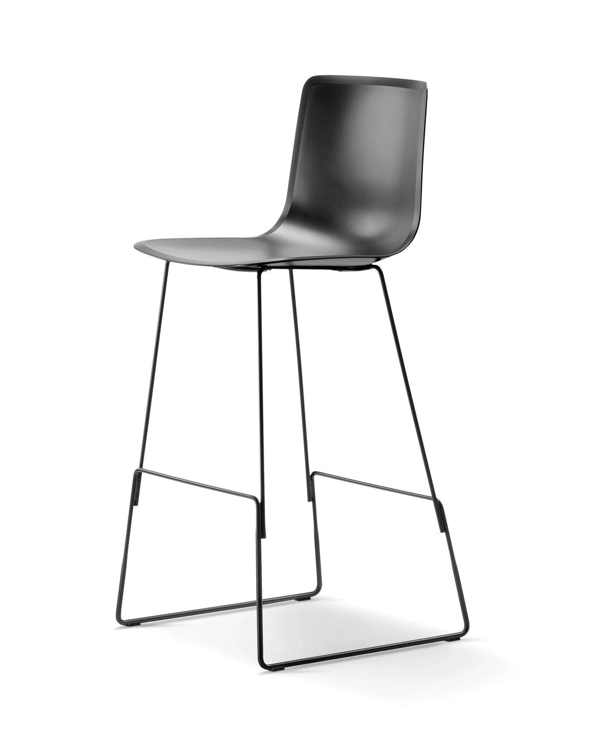 Fredericia Pato Sledge Barstool polypropylensete. Velg understell