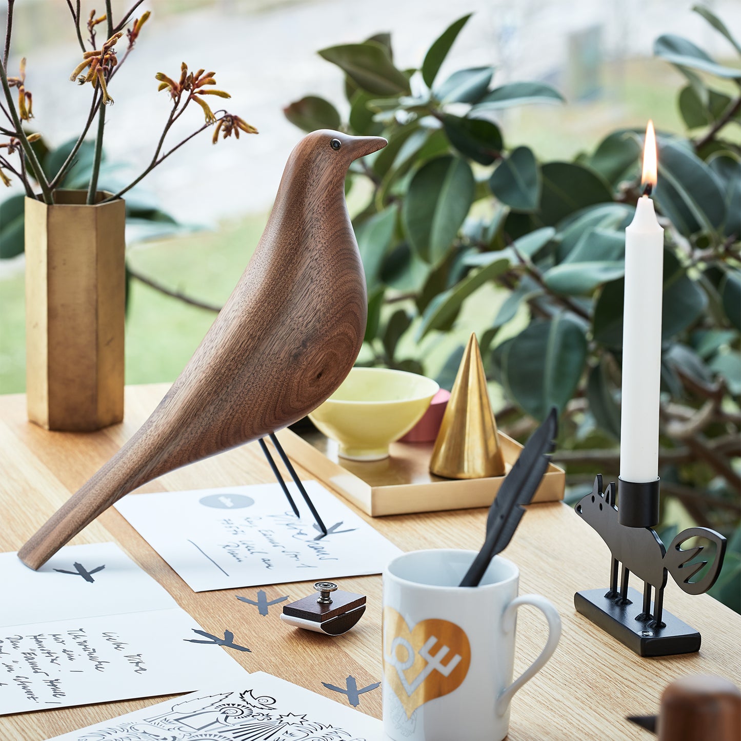 Vitra Eames House Bird, Valnøtt