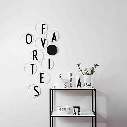 Design Letters P Tallerken, Hvit