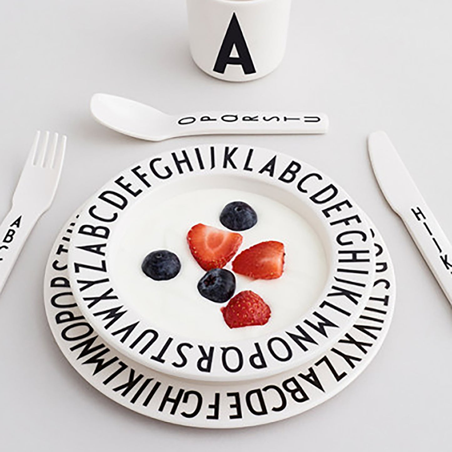 Design Letters Dyp Tallerken i Melamin, Hvit